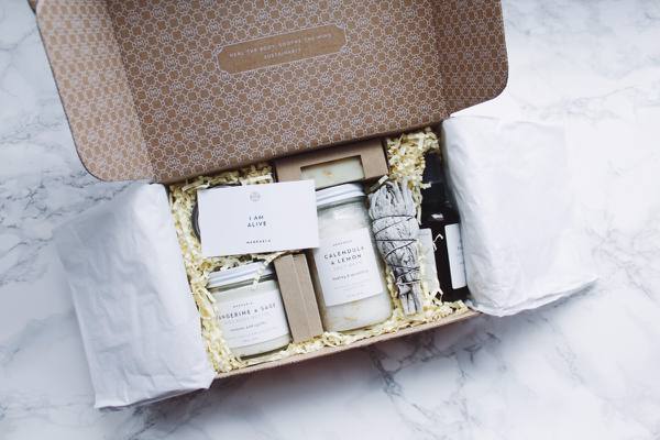 72 Best Subscription Boxes to Gift 2023
